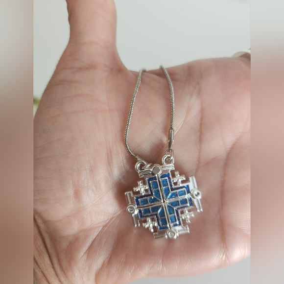 Two-Way Magnetic Silver Necklace Jerusalem Cross Blue - Picture 1 of 11